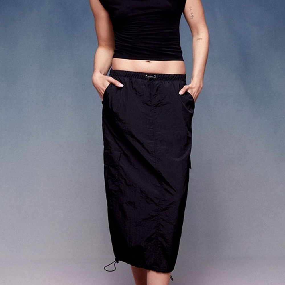 Ryan Destiny x PacSun Parachute Cargo Midi Skirt black size medium